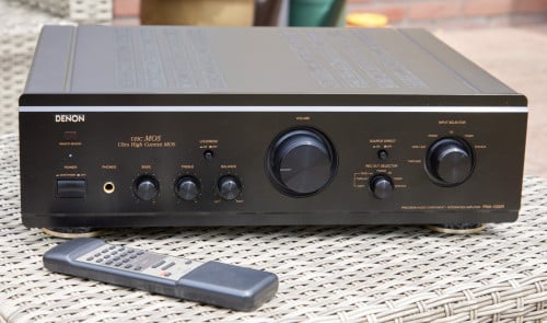 Denon PMA-1500R, 2 x 70 watt geintegreerde versterker, zwart