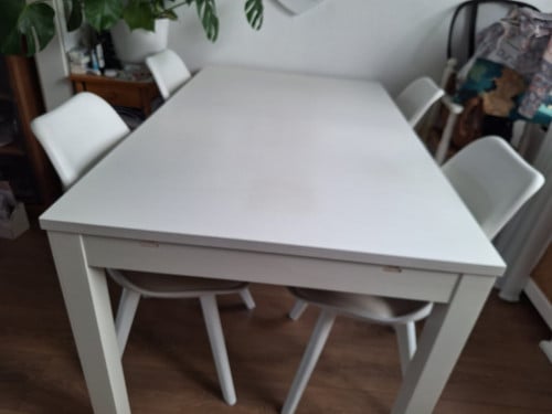 Eetkamer tafel uitschuifbaar