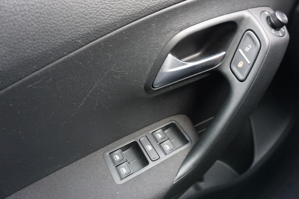 Volkswagen Polo 1.0 bluemotion edition navi / cruise controle / trekhaak / 