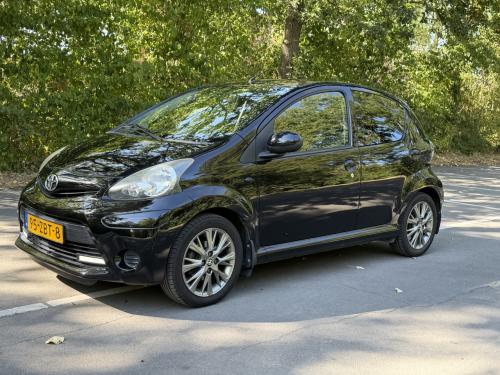 Toyota Aygo 2012 Zwart lage kmstand