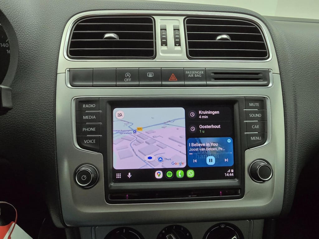 Volkswagen Polo occasion 1.0 bluemotion edition zeer zuinig met carplay rad