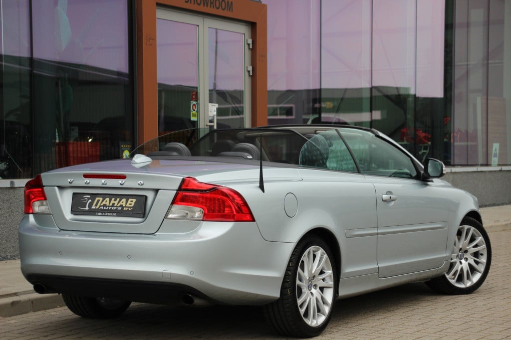 Volvo C70 convertible 2.5 t5 momentum | cruise | 230pk | leder/elec. stoele