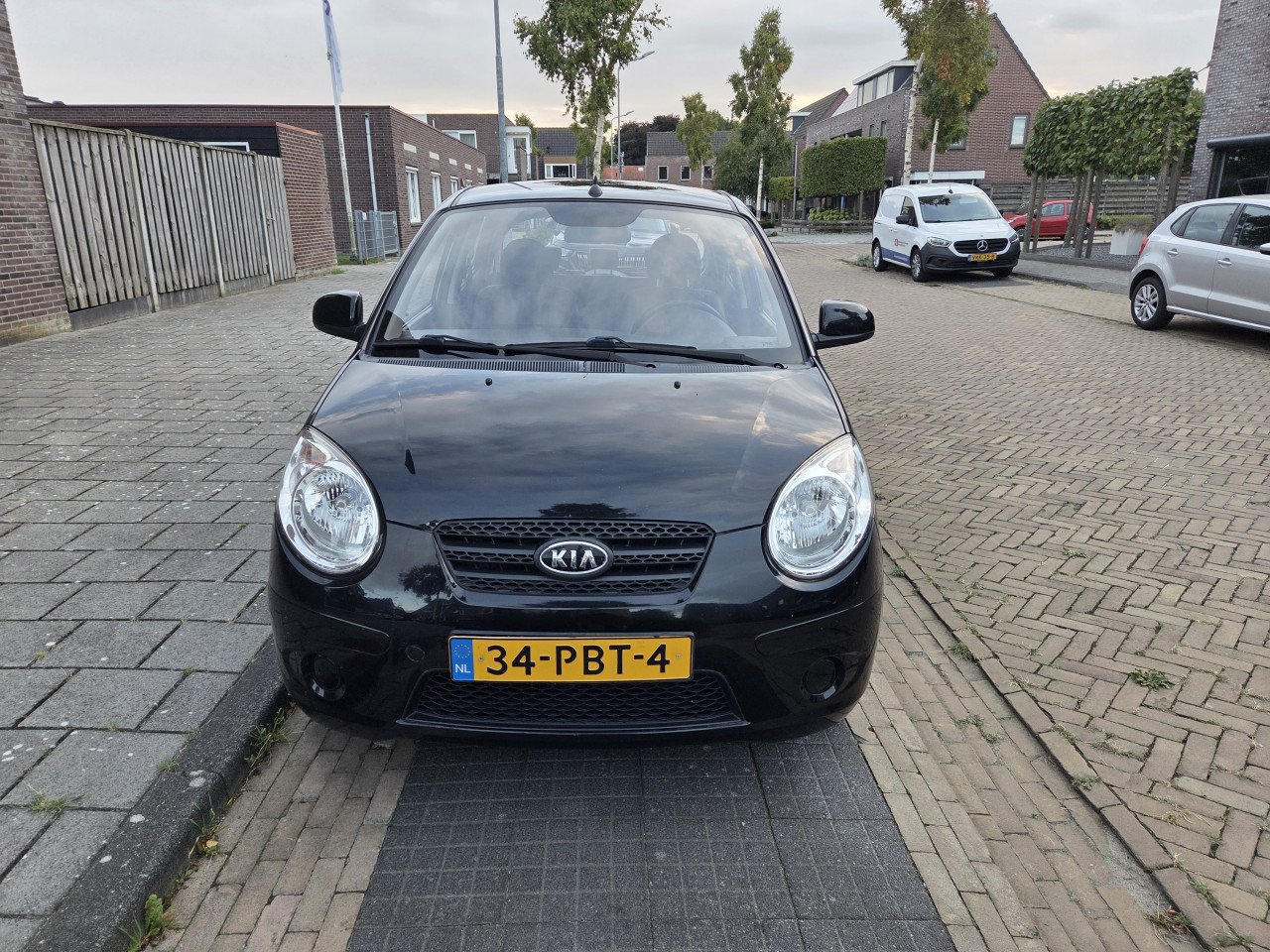 KIa Picanto hatchback 2011