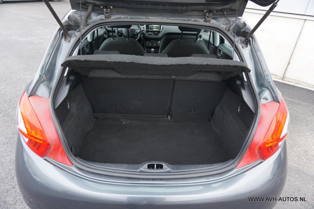 Peugeot 208 1.2 vti active