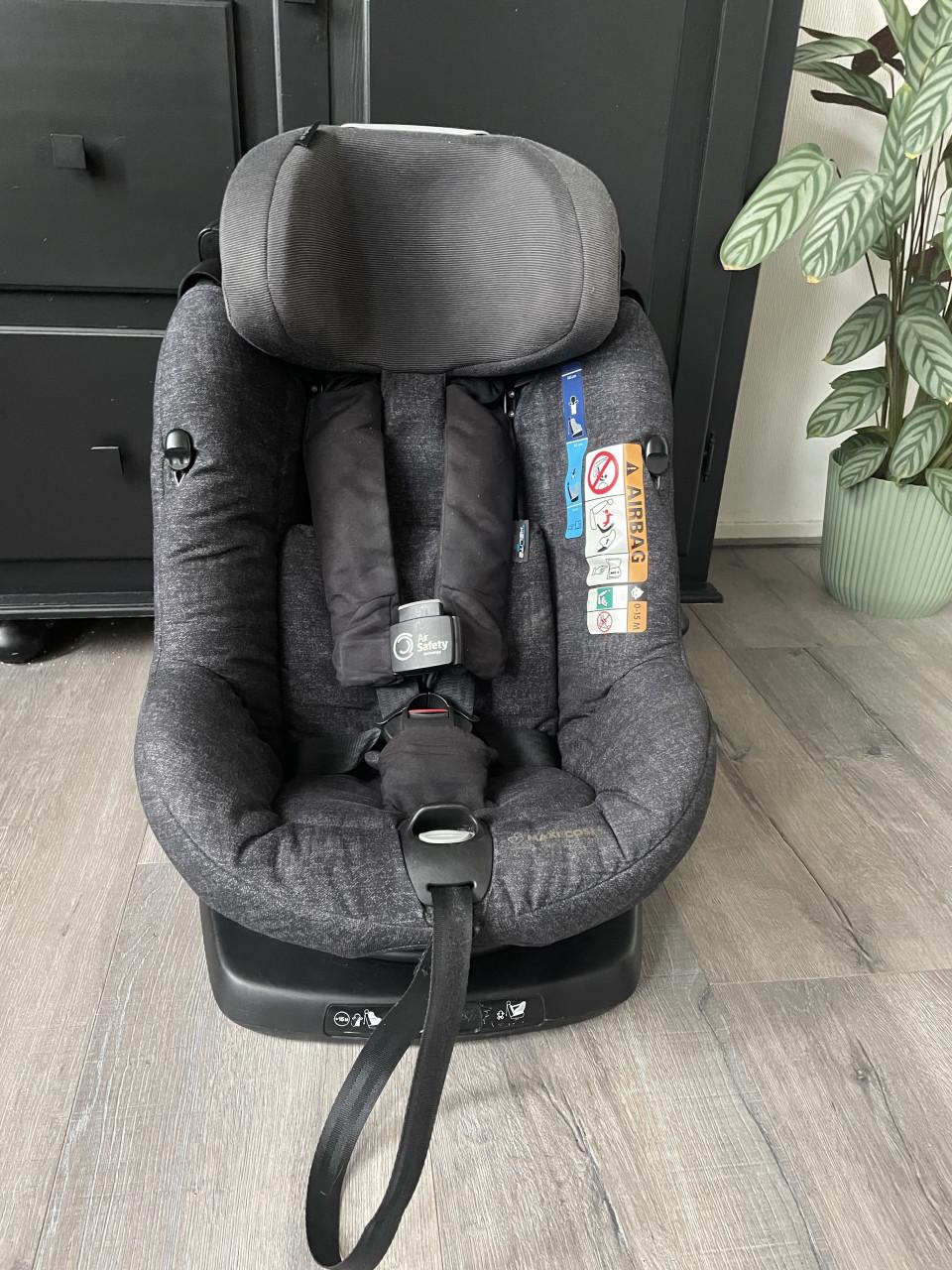 Maxi-Cosi AxissFix Air met geïntegreerde airbags
