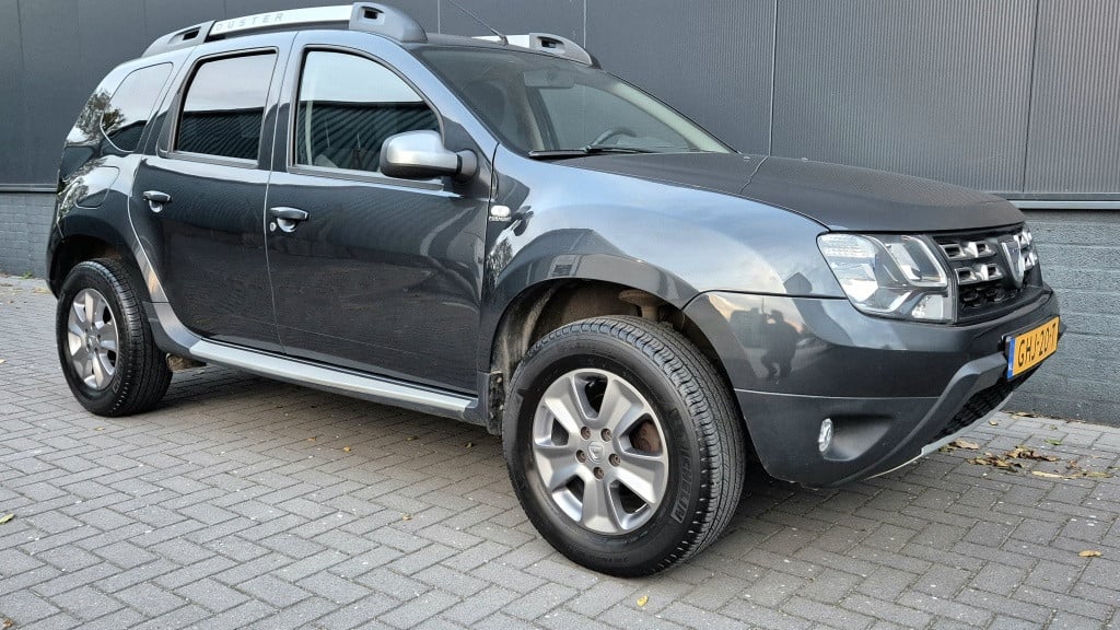 Dacia Duster 1.5 dci s&s | 4wd | euro-6 | airco | cruise | navi |
