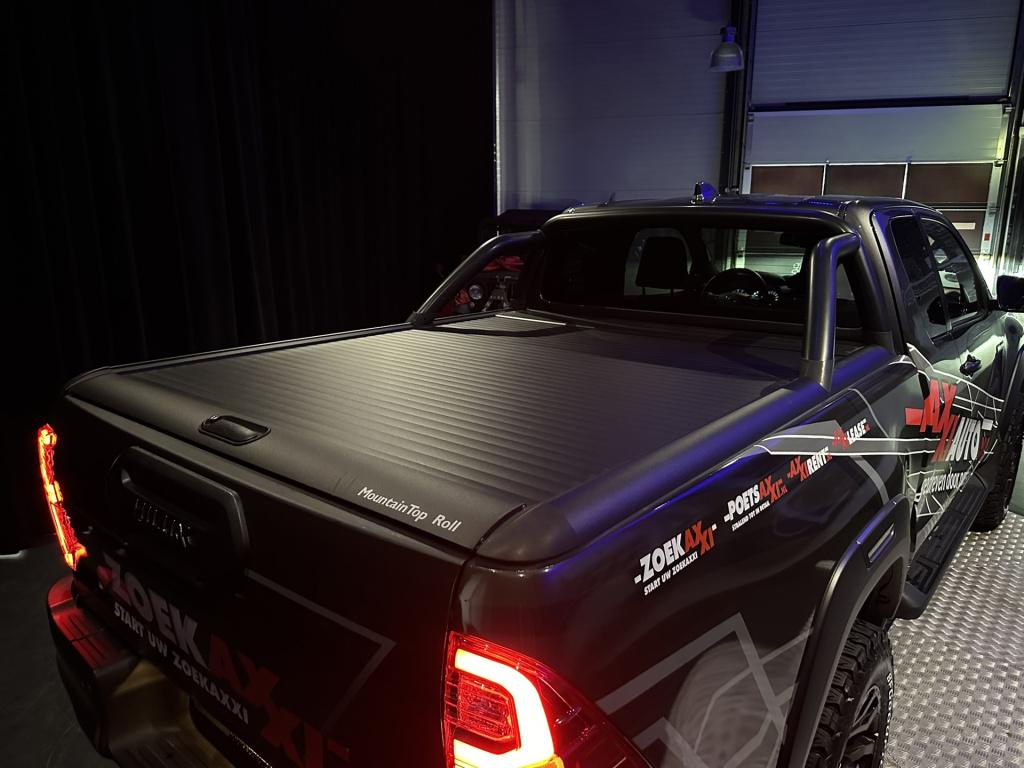 Toyota Hilux 2.8 d-4d xtra cab invincible *leer*camera*navi*carplay*
