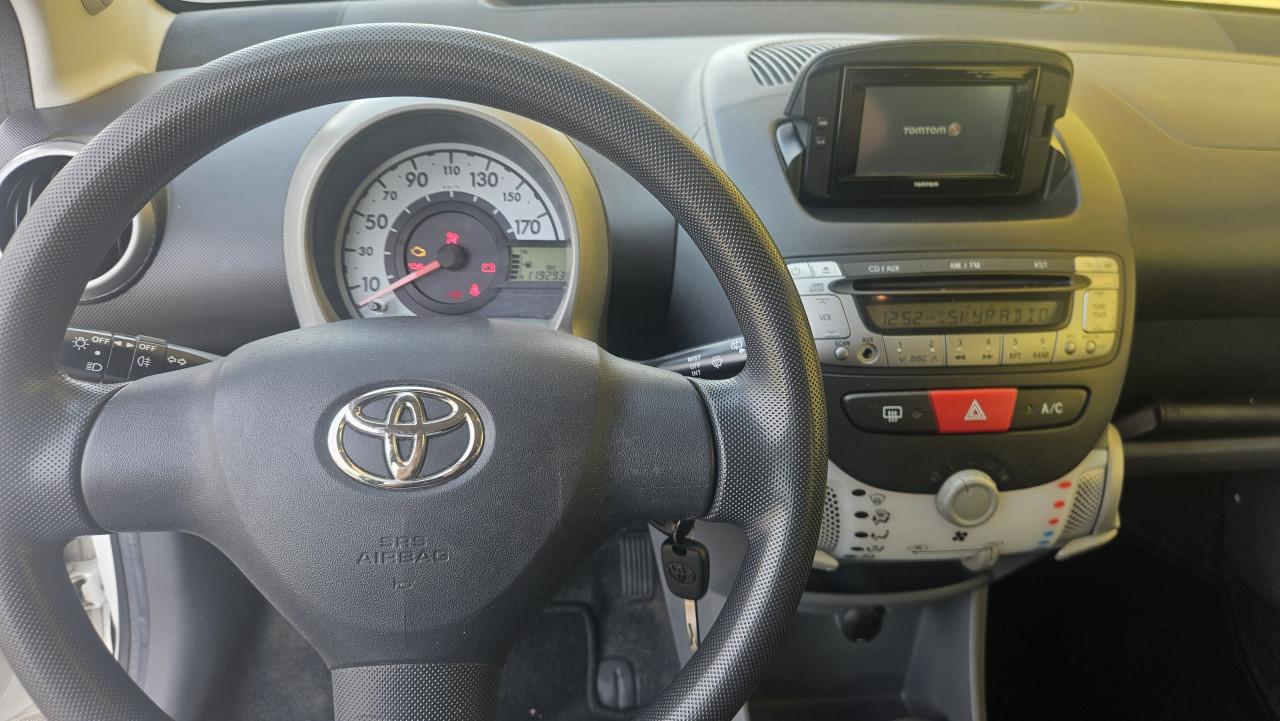 Zuinige 5drs TOYOTA AYGO 1.0 12V VVT-I