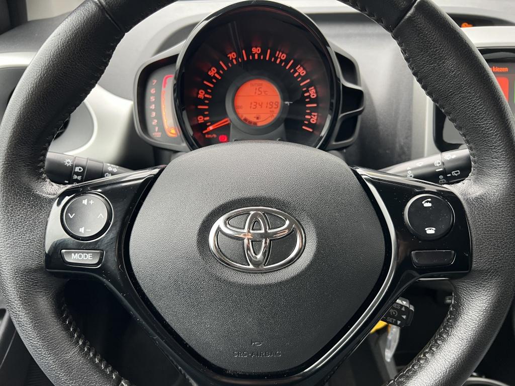 Toyota Aygo 1.0 vvt-i x-play