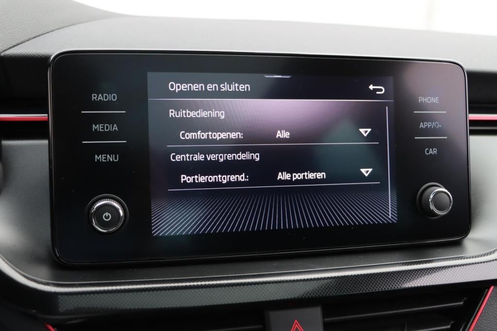 Skoda Scala 1.0 tsi sport business