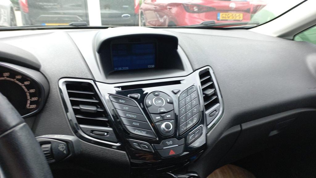 Ford Fiesta 1.0 ecoboost titanium automaat