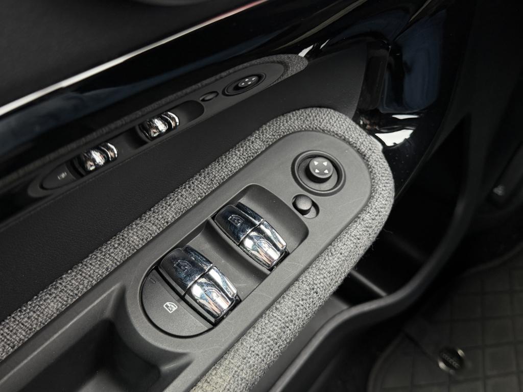 Mini Countryman 1.5 cooper business edition | carplay | stoelverw. | rijkla