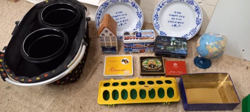 Diverse blikjes / doosjes