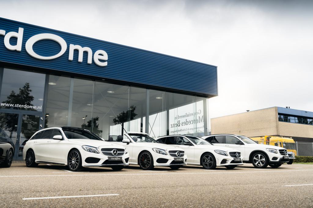 Mercedes-Benz Glc 300e 4matic amg line l techniek pakket l luchtvering l pa