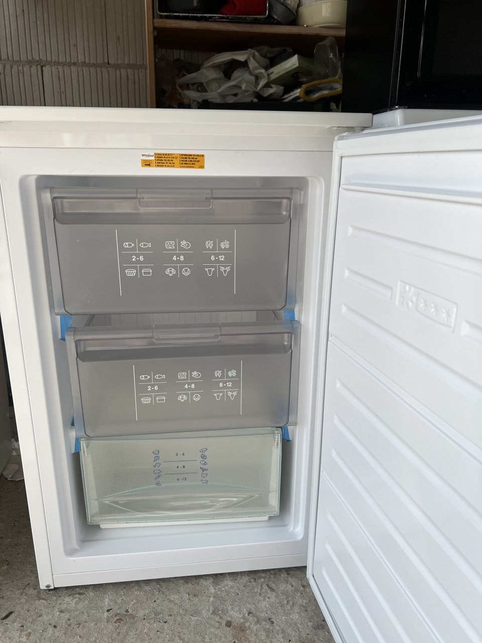 Nieuwe WHIRLPOOL W55ZM112W2N Vriezer / vrieskast 85x55 cm. 103 liter