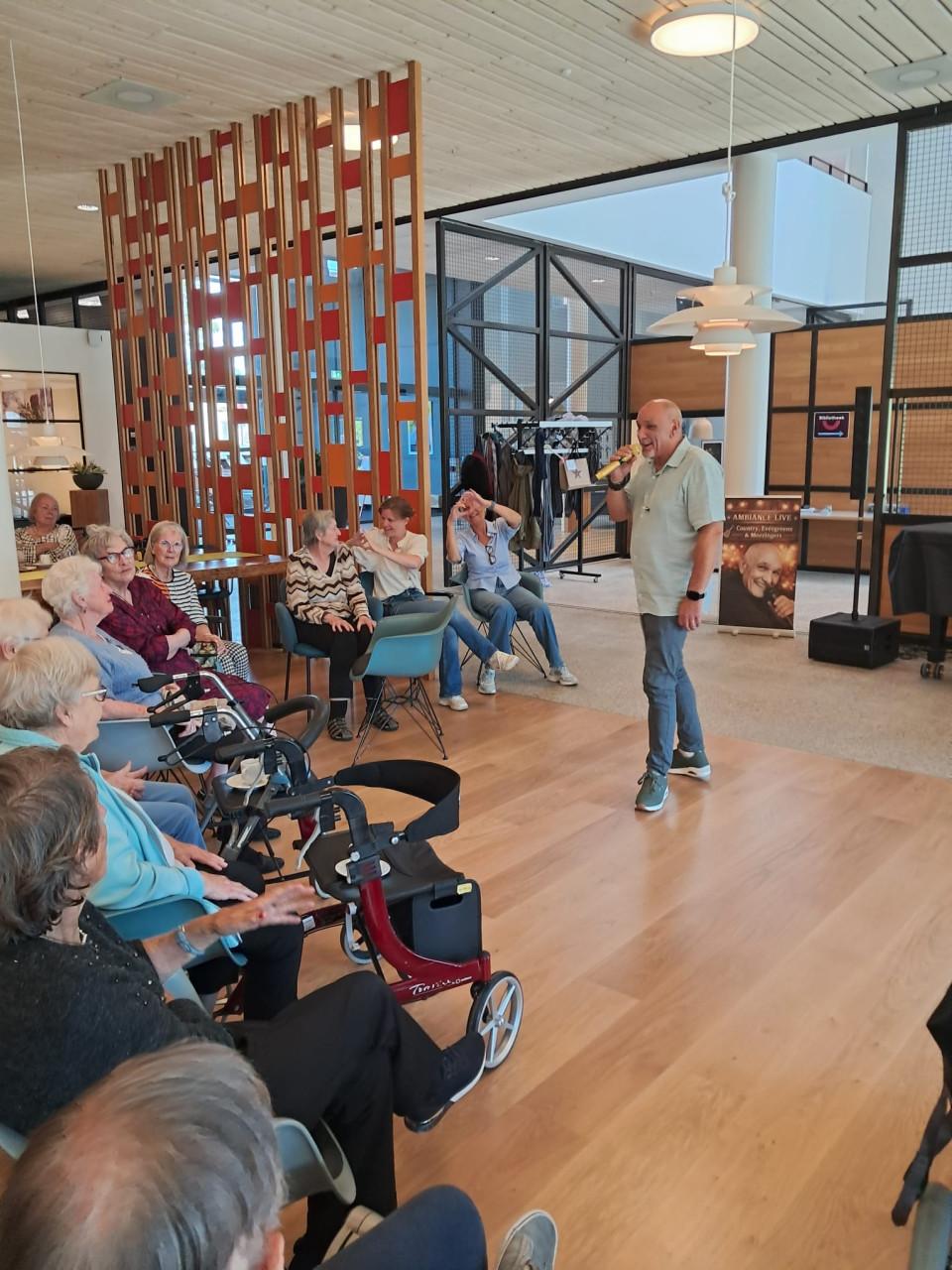 Live muziek voor 40+ evenementen, feesten en bijeenkomsten
