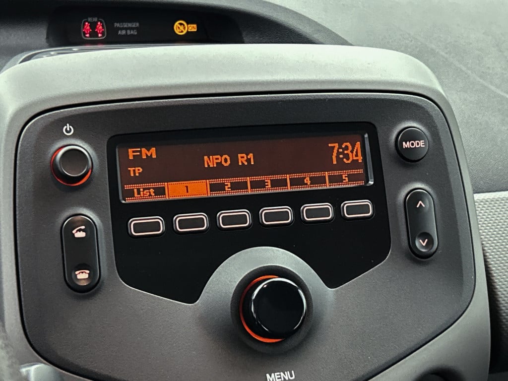 Peugeot 108 vti 72pk active | rijklaar | 5-deurs | airco | bluetooth |