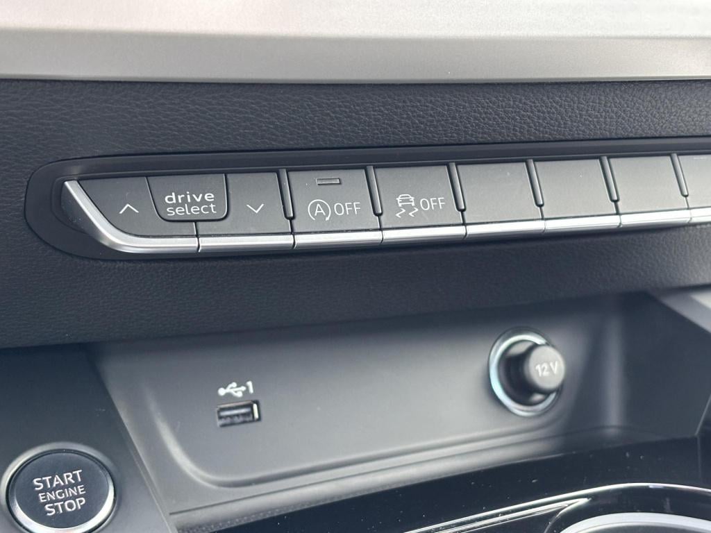 Audi A4 limousine 35 tfsi advanced edition nl-auto, virtual cockpit!