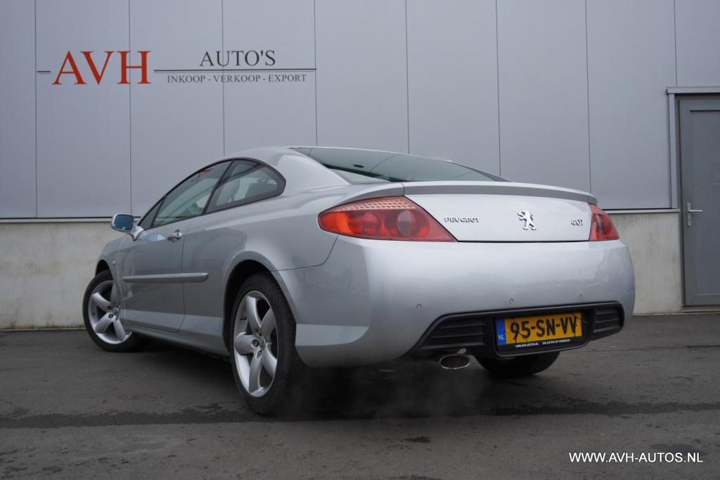 Peugeot 407 coupé 2.2-16v référence