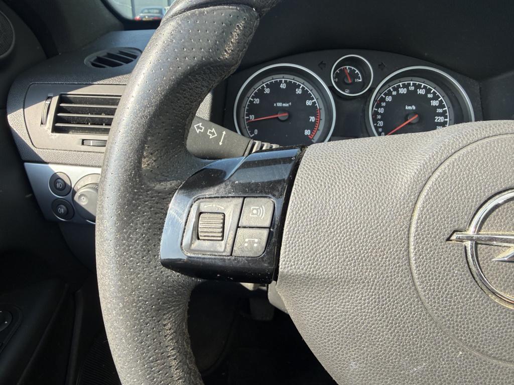 Opel Astra twintop 1.8 cosmo cabriolet