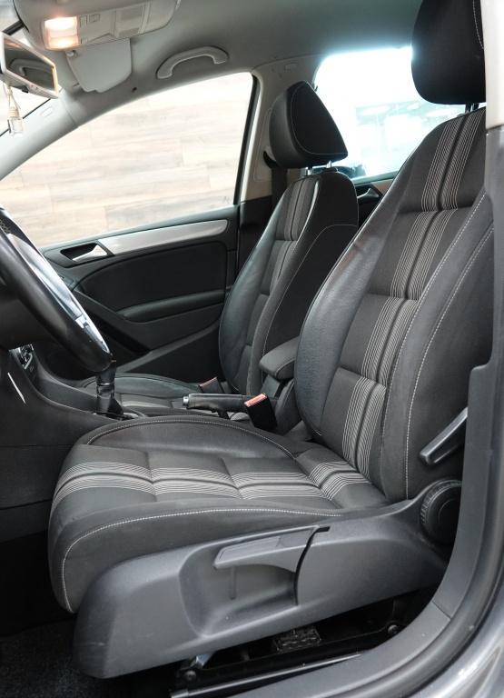 Volkswagen Golf 1.2 tsi trendline | carplay | cruise | stoelverw. |