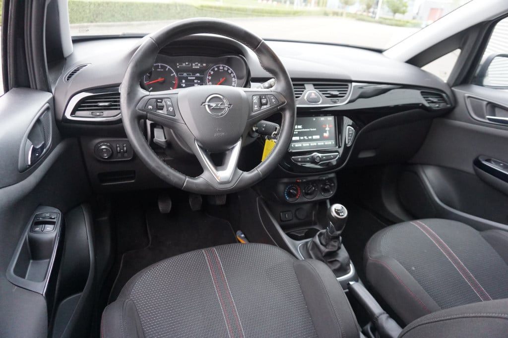 Opel Corsa 1.4 online edition airco / cruise / carplay / elektr. ramen / na