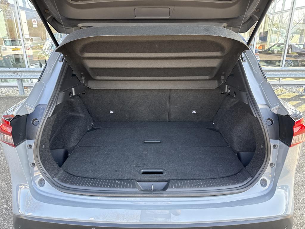 Nissan Qashqai 1.3 mhev xtronic n-connecta | nl-auto | dealer oh | pano | a