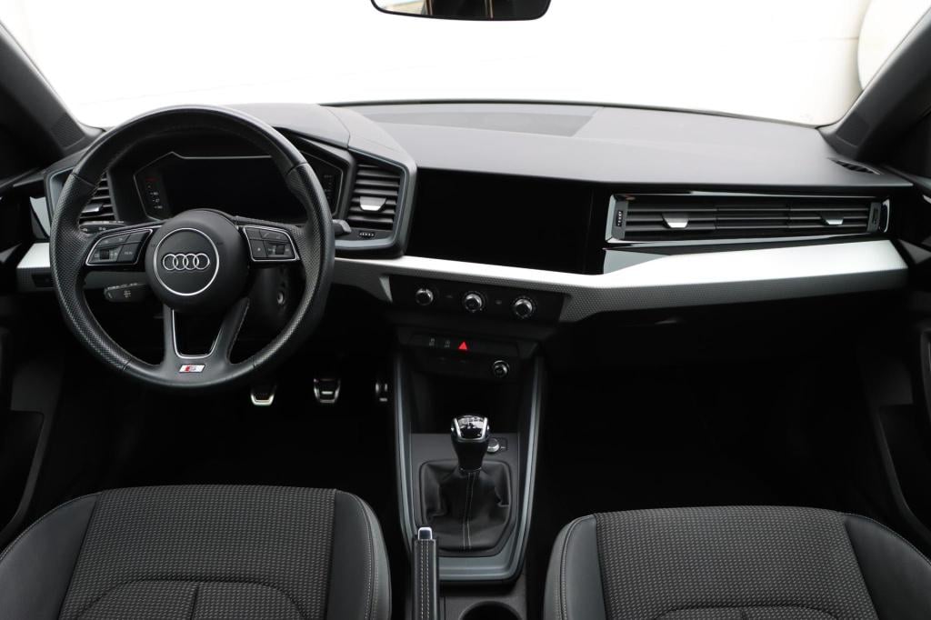 Audi A1 Sportback 25 tfsi s edition 95pk