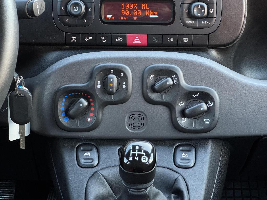 Fiat Panda 1.2 popstar plus pack, 5-persoons!