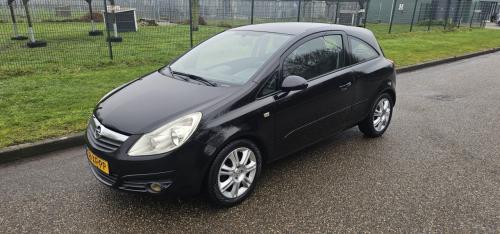Opel Corsa 1.4-16V Cosmo Automaat! Vol Optie's! In Goede Staat!