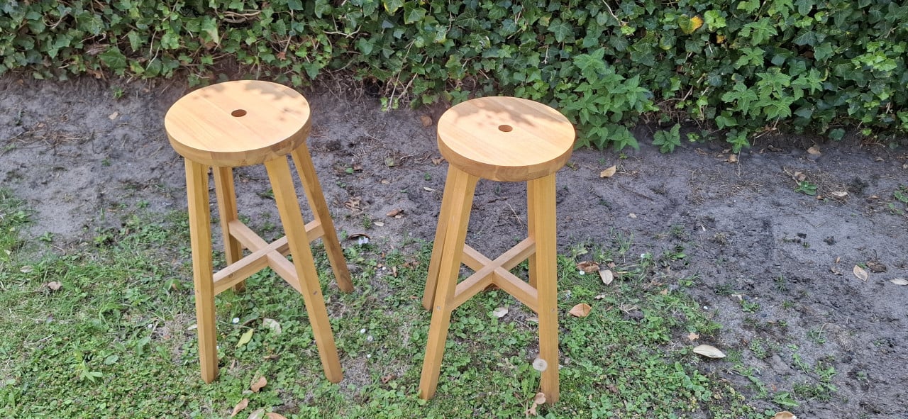 Barkruk van hout 2x