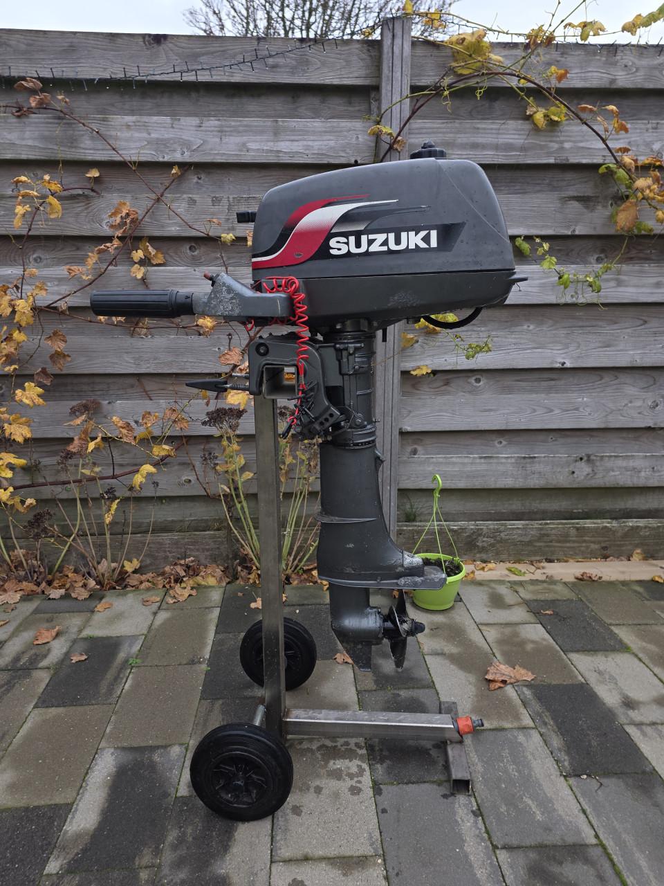 Suzuki buitenboordmotor 4 pk