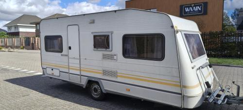 Knaus Sudwind 485 TU 1992Bjaar,Isabella voortent , Fietsedrager,Vaste water