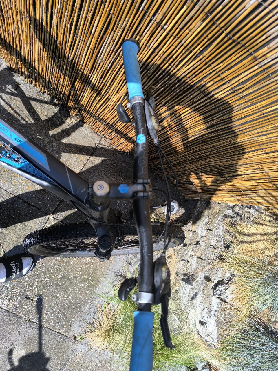 3 mountainbikes