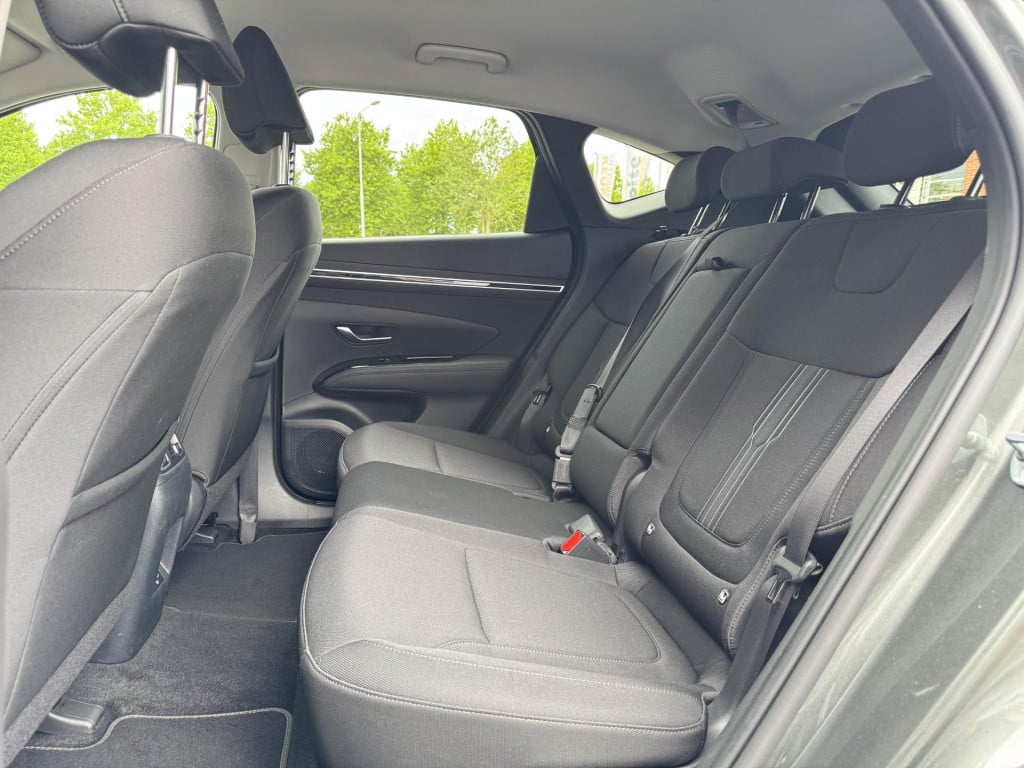 Hyundai Tucson 1.6 t-gdi phev comfort smart 4wd | navigatie | camera | appl