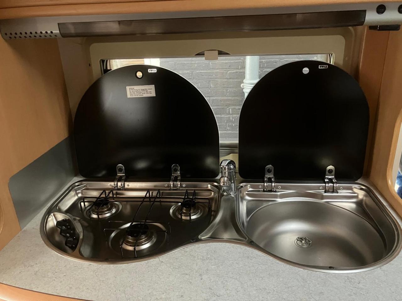 Hobby De Luxe Easy 450 bouwjaar 2002 – Zeer compleet