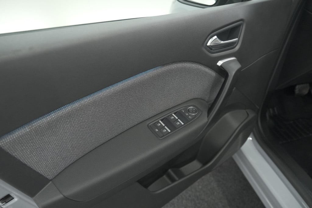 Renault Captur mild hybrid 160 edc techno | camera | navigatie | apple carp