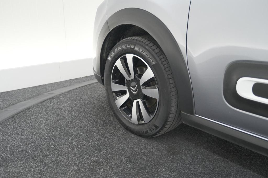 Citroen C3 puretech 110 max | keyless entry/start | camera | navigatie | pa