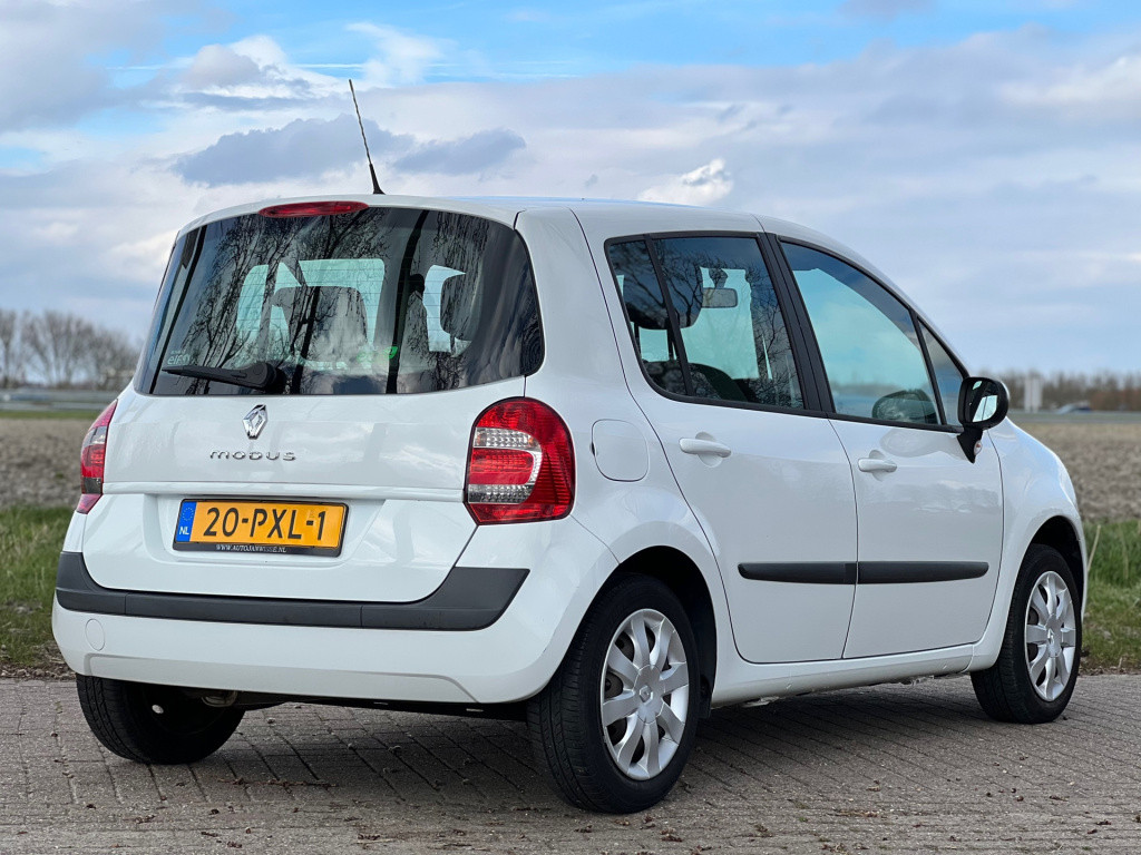Renault Modus 1.2-16v dynamique // 28.000 km! // new