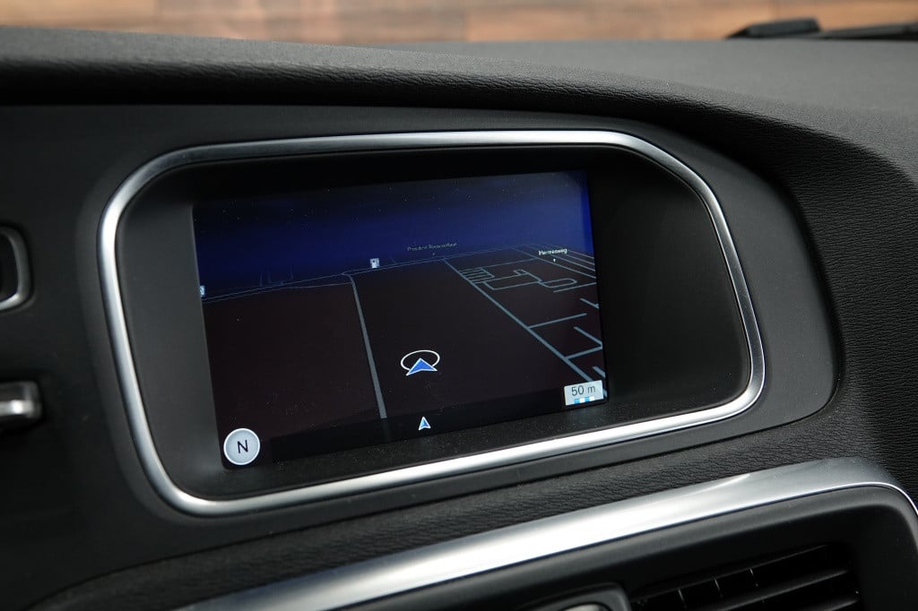 Volvo V40 2.0 t3 momentum | cruise | pdc | leder |