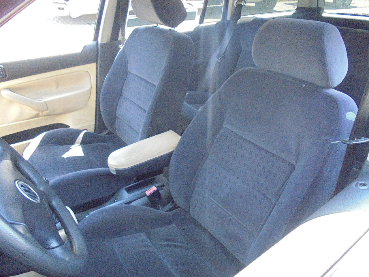 Golf station 1.6-16V ZO MEENEEM Auto ,Auto rijd en schakeld 100% € 595