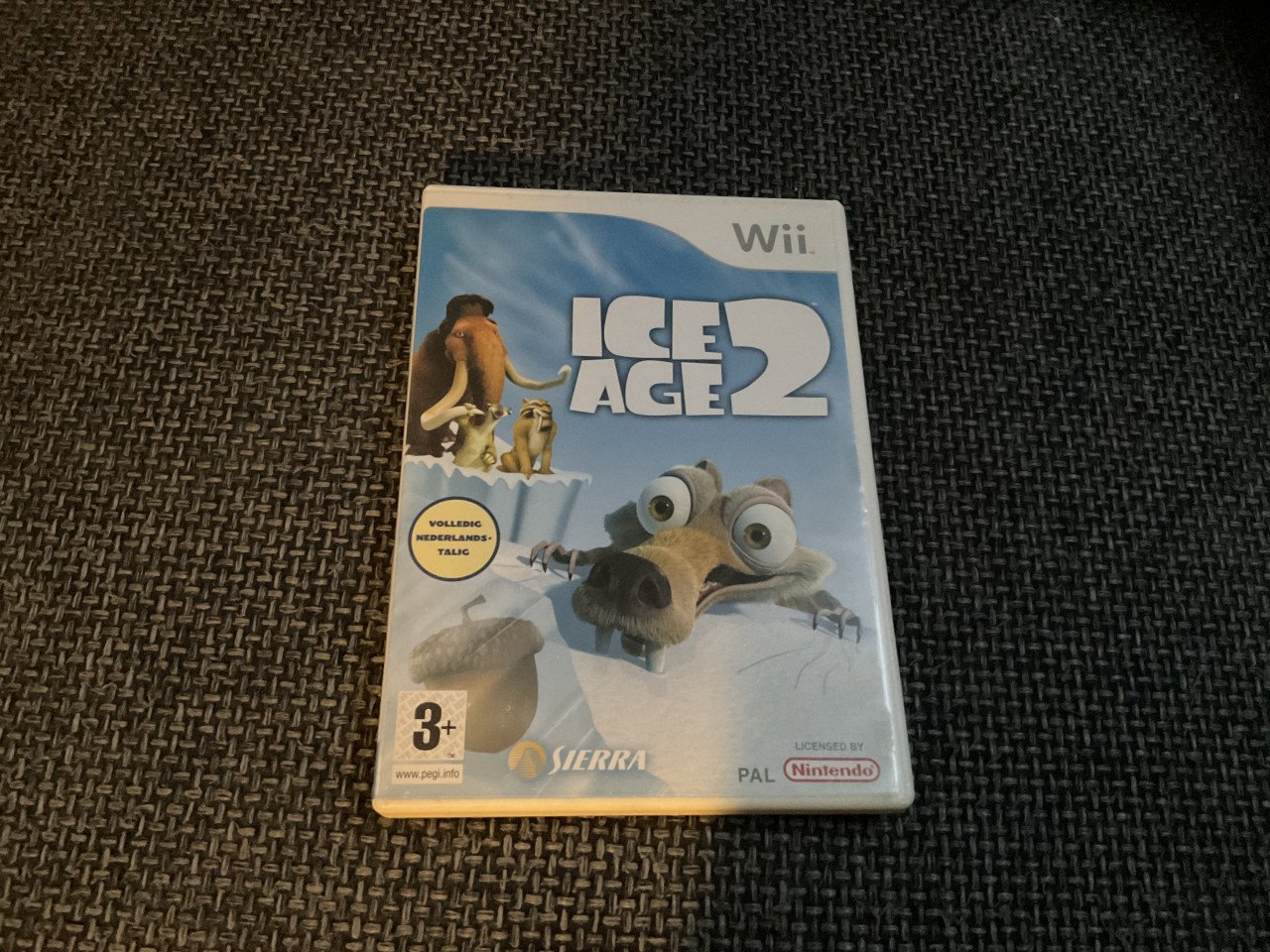 Nintendo Wii + toebehoren en spellen.