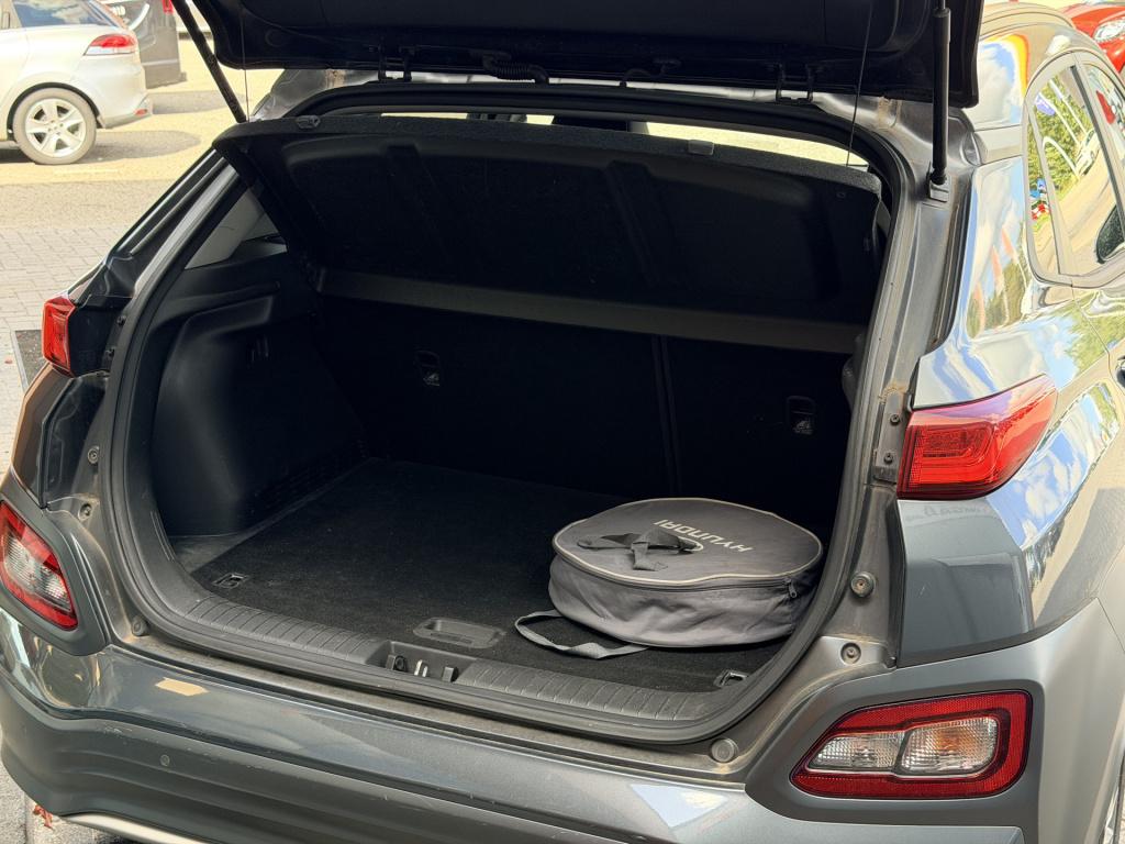 Hyundai Kona ev premium sky 64 kwh | full options | range 450 km
