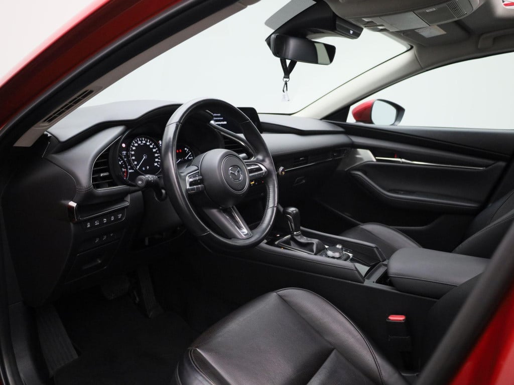 Mazda 3 2.0 e-skyactiv-x luxury | automaat | schuif dak | 360 camera | appl