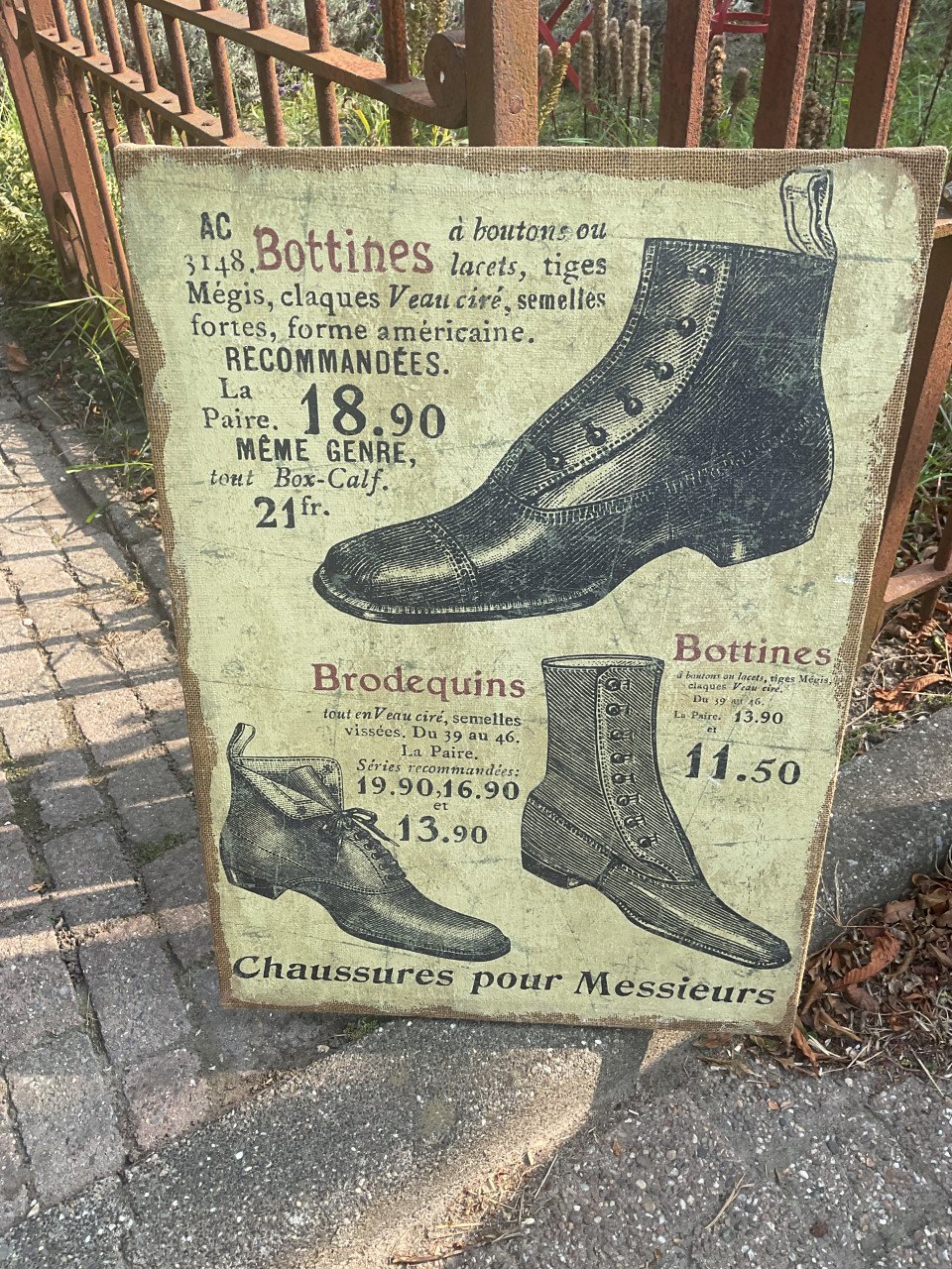 Schoenreclamebord uit  Frankrijk