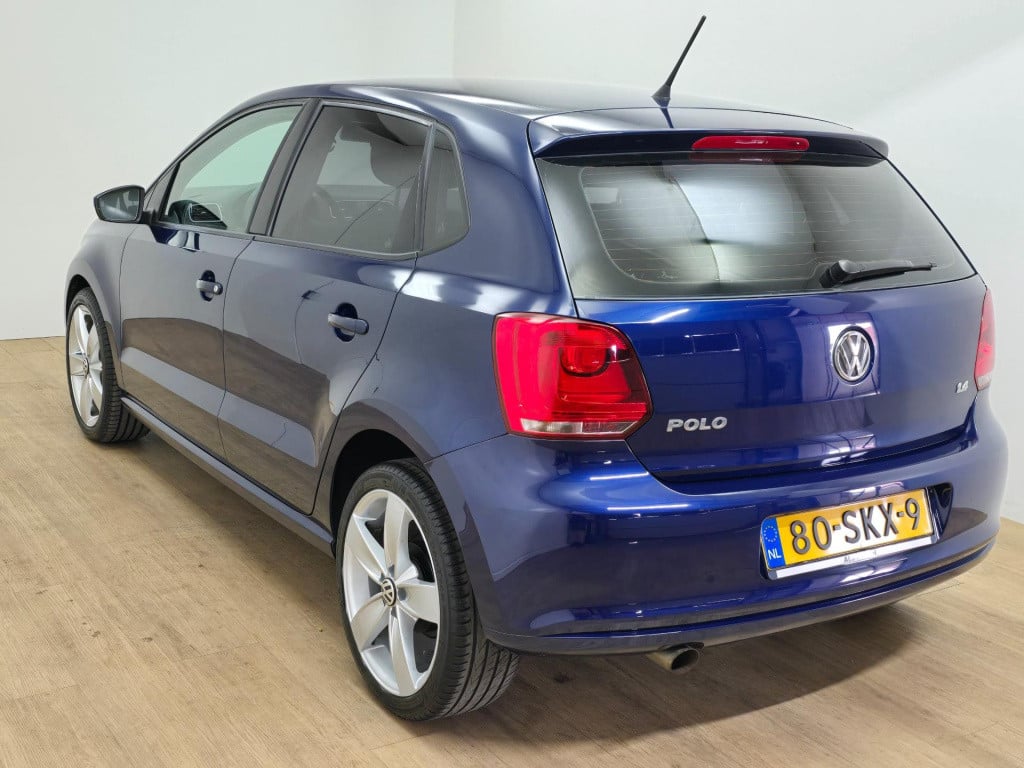 Volkswagen Polo occasion 1.4-16v comfortline met cruisecontrol en leuke vel