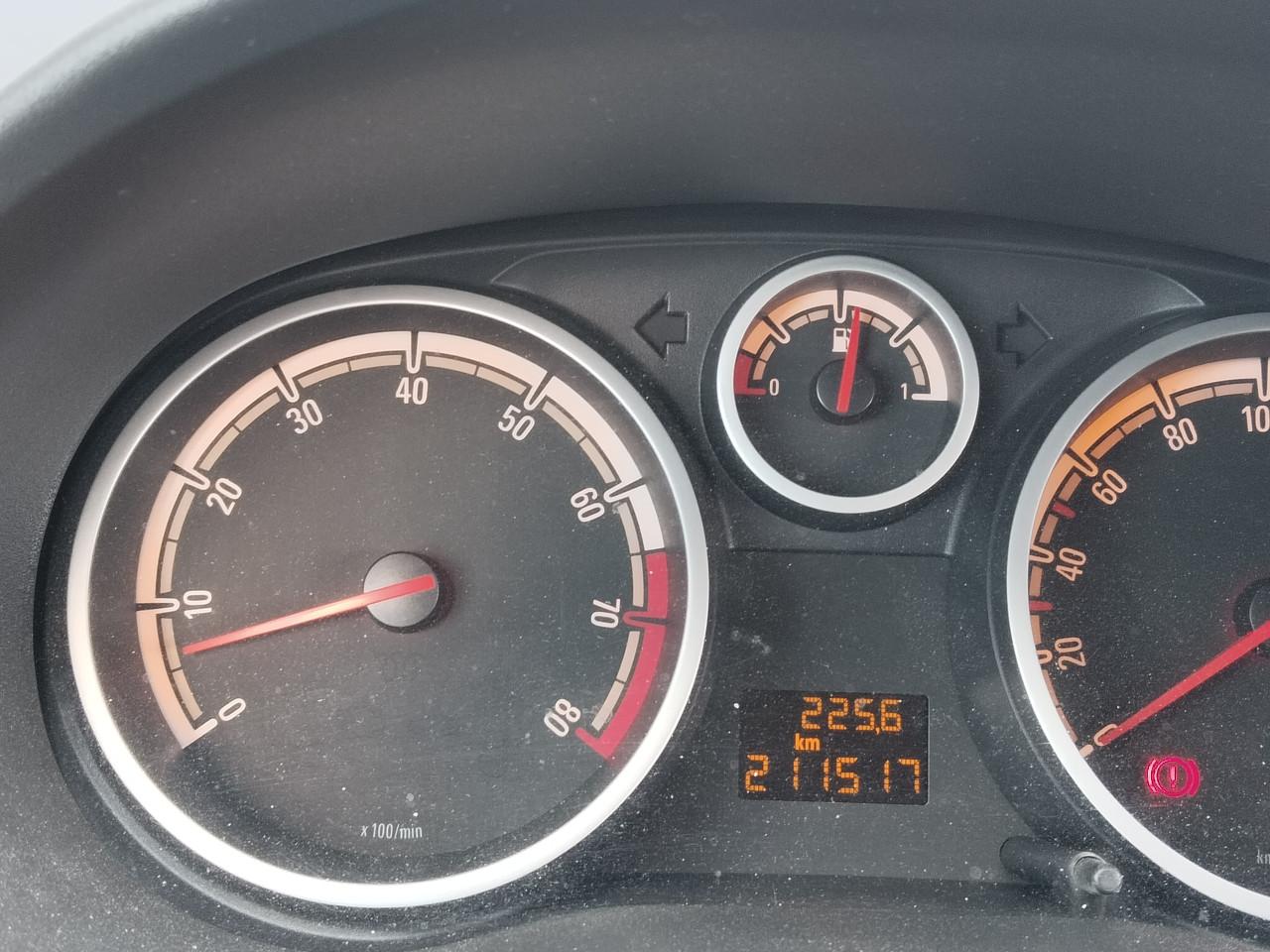 Opel Corsa 2012 Lpg G3