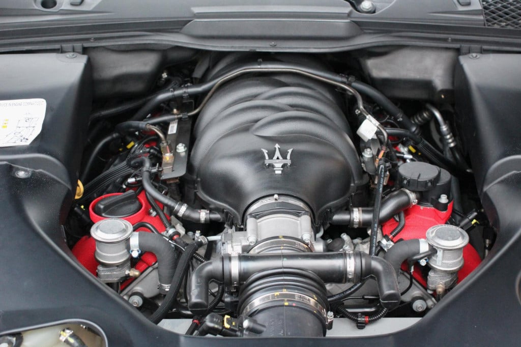 Maserati Granturismo 4.7 s mc - youngtimer - alcantara pack - xenon - nero 