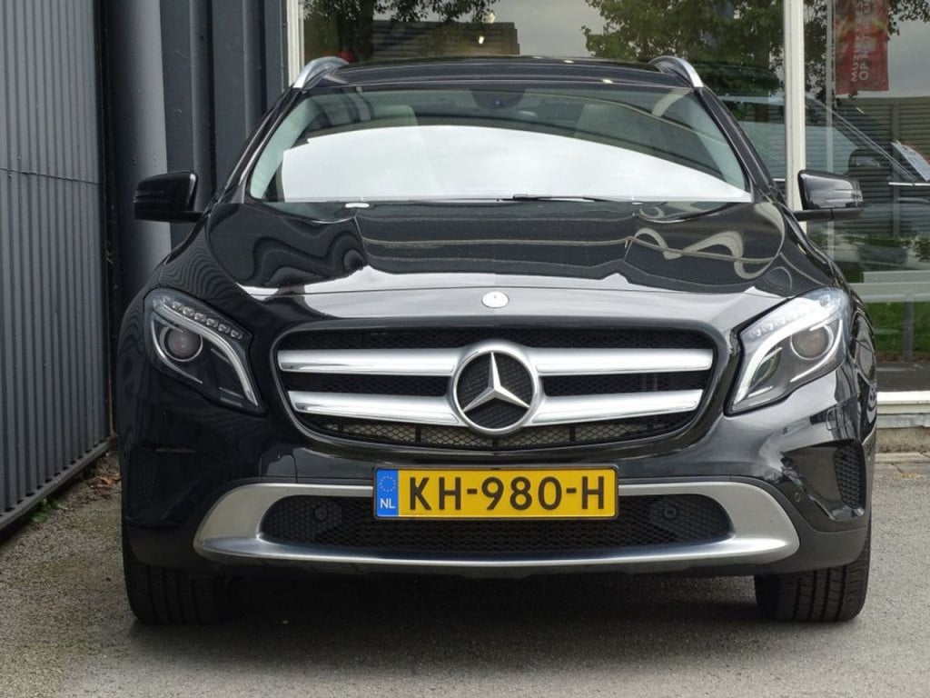 Mercedes-Benz Gla-klasse 200 prestige automaat | led | pano | el. koffer