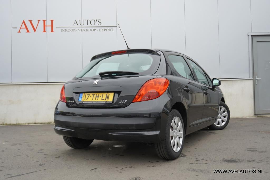 Peugeot 207 1.4-16v xs